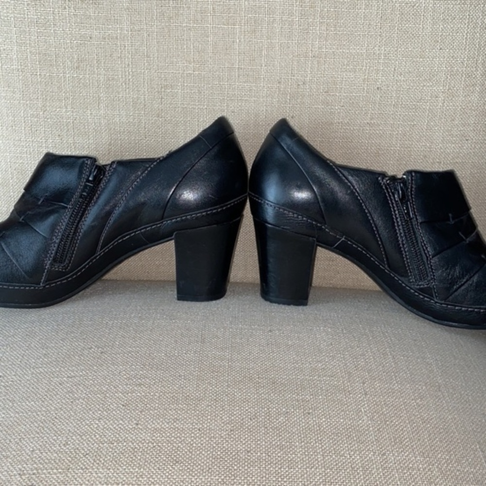 💚 Clarks Shoes - Picture 6 of 7
